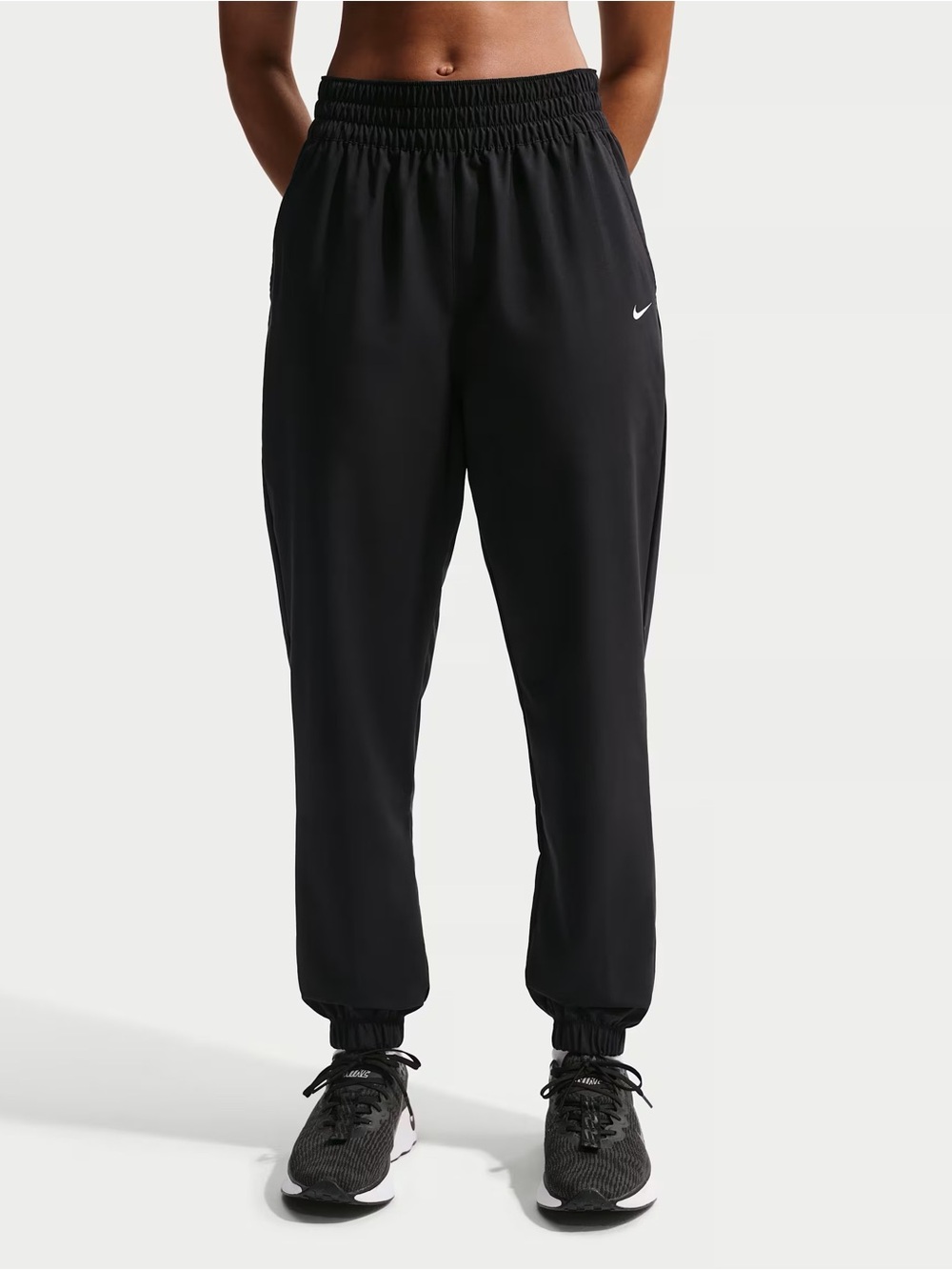 NWT Nike One Dri-Fit High Waisted 7/8 Joggers